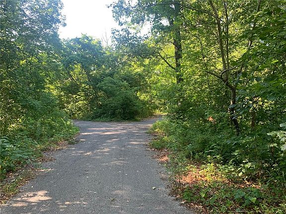4th image of Atkin Ln