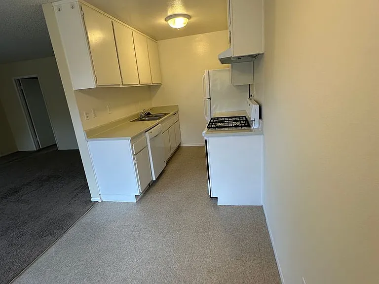5328 Hermitage Ave — Photo 15