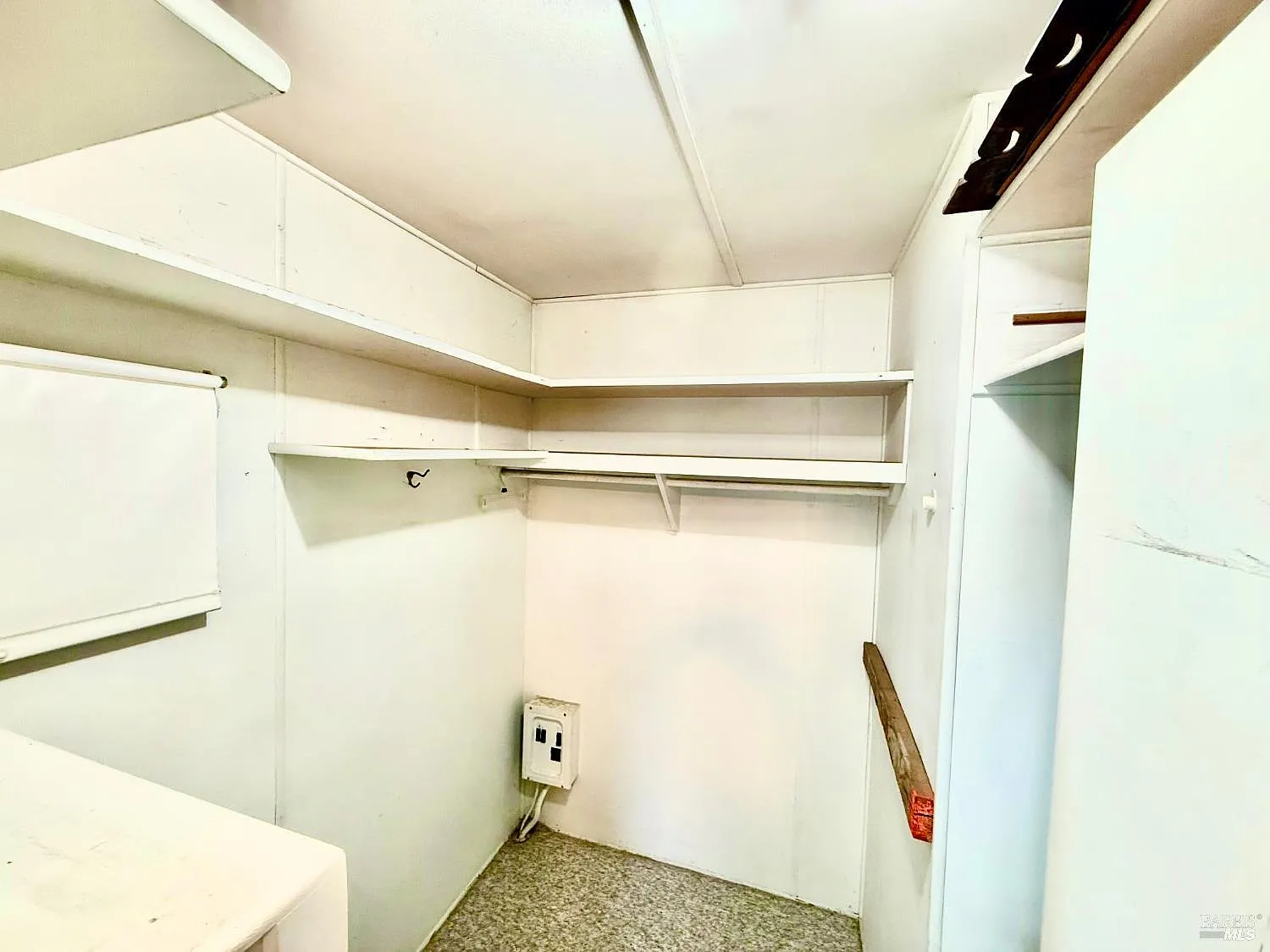212 Cazares Circle - Photo 9