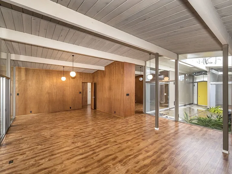 152 Ferne Ct — Photo 3