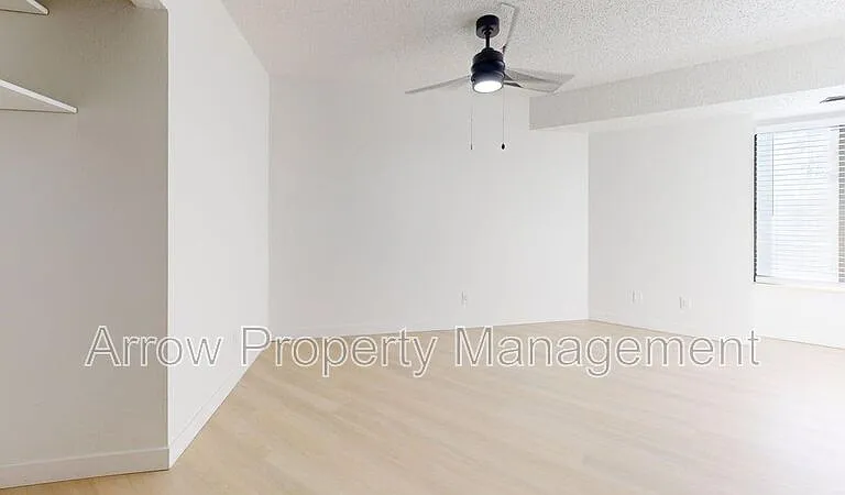 205 E Arbor Ave #201G — Photo 2