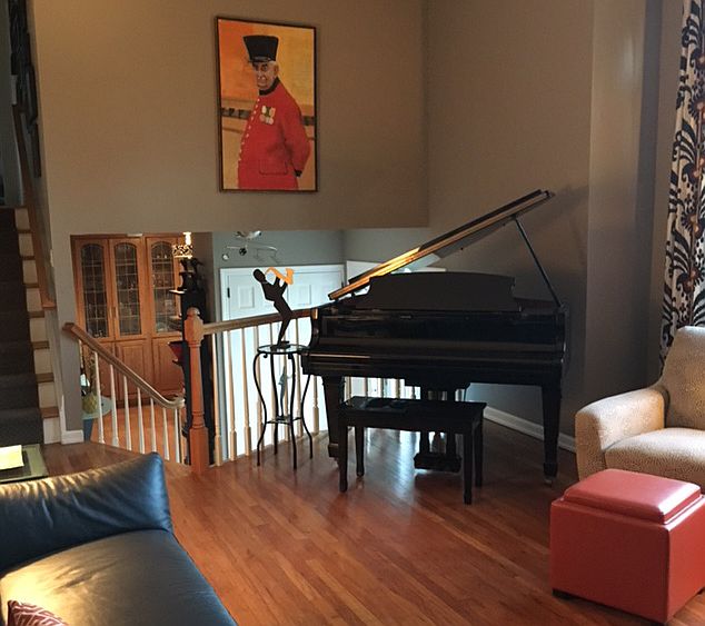 2nd image of 4 Polly Dr