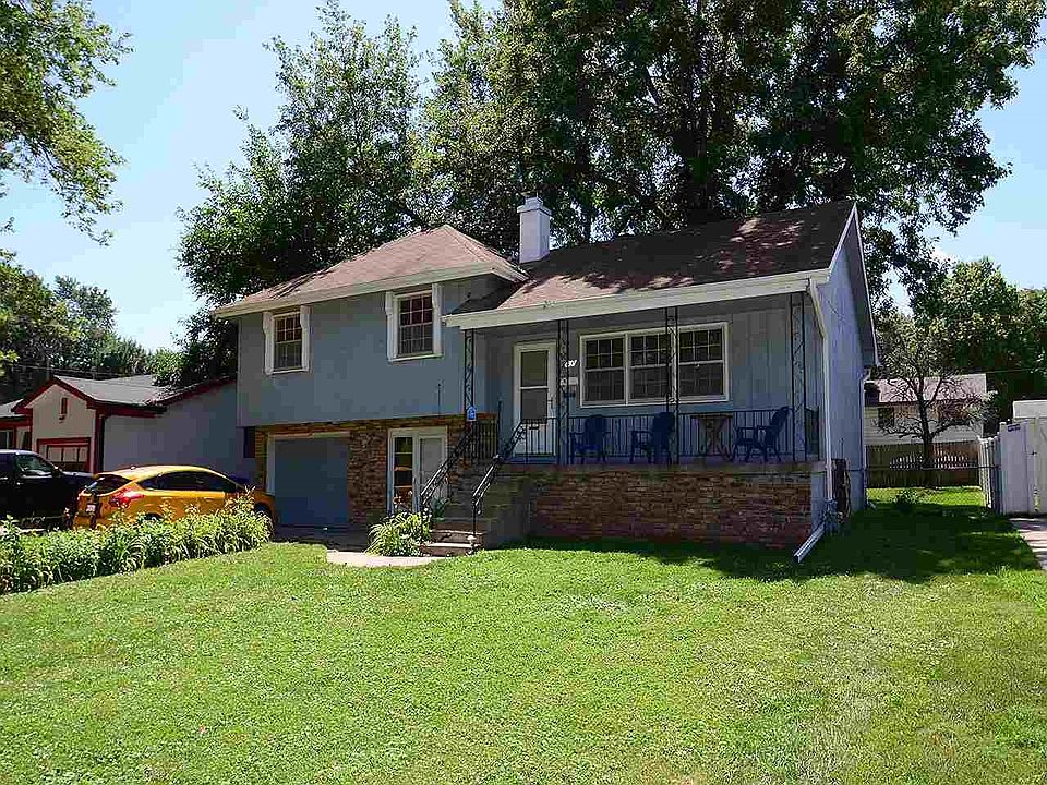 2nd image of 8807 S Glenview Dr