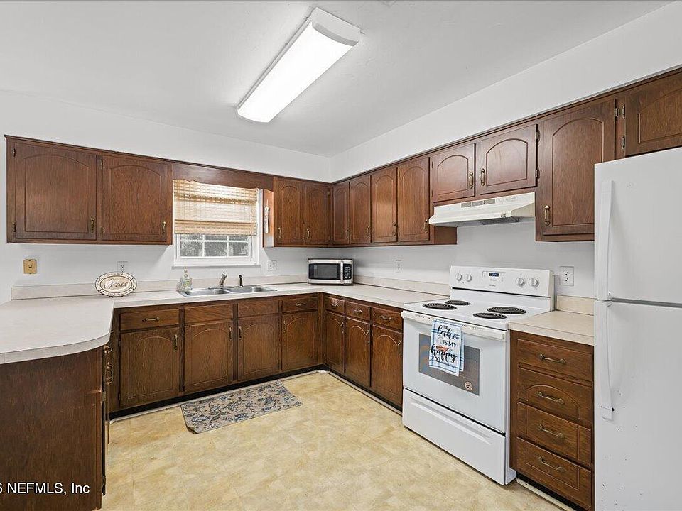 986 STATE ROAD 20, Interlachen, FL 32148 | MLS #2134128 | Zillow