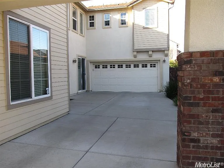 1232 Berry Creek Rd — Photo 5