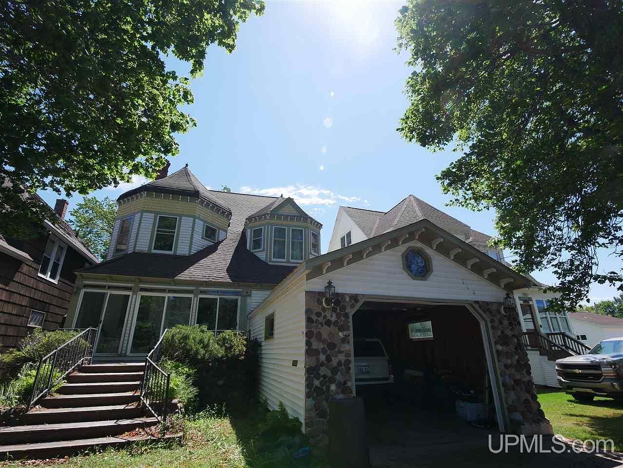 114 Woodland Ave, Laurium, MI 49913 Zillow