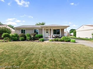 3063 Eunice Dr, Sterling Heights, MI 48310