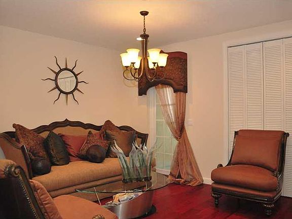 5th image of 2705 NE 15th Street #2705