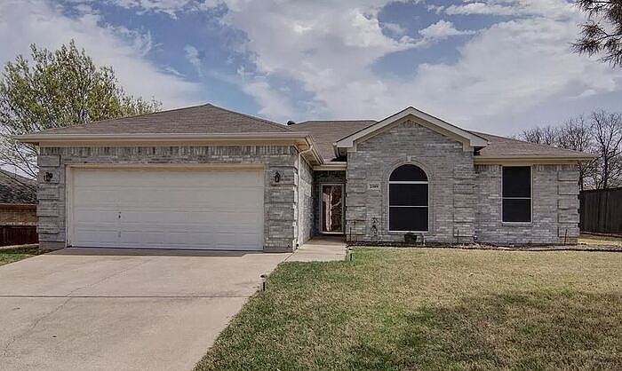 1st image of 2309 Summer Brook Dr