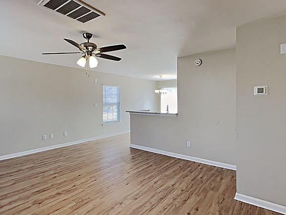 5th image of 8510 Bodkin Ct