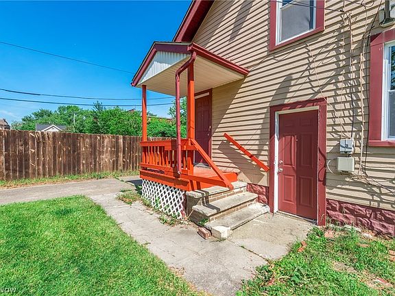 4th image of 13202 Melzer Ave