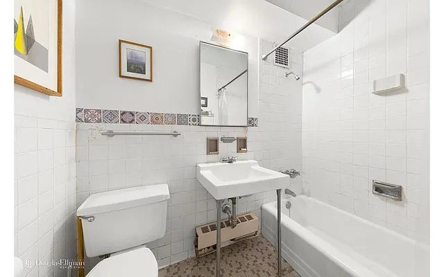 Sold by Douglas Elliman | media 15