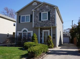 1371 West Blvd, Berkley, MI