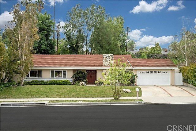 1st image of 23938 Califa St