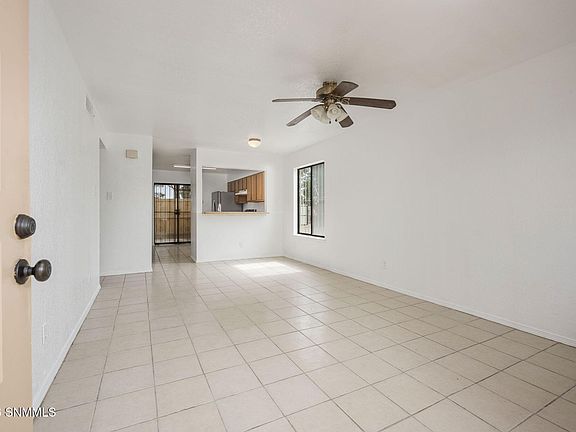 2nd image of 2039 Stanford St
