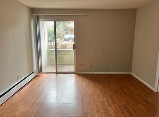 1651 W North Bend Rd #6, Cincinnati, OH 45224