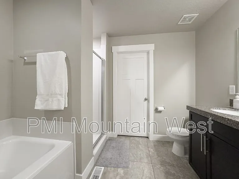 12702 S Stone Heights Dr — Photo 30