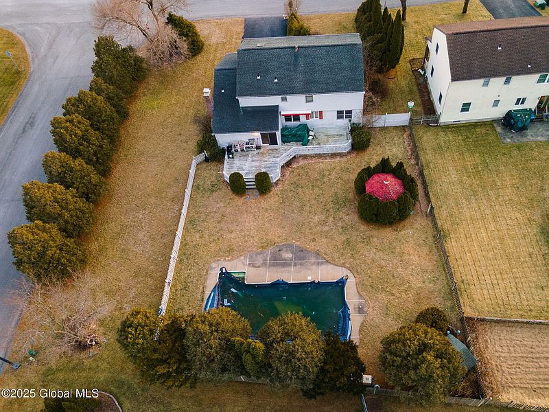 5th image of 30 Huntleigh Drive