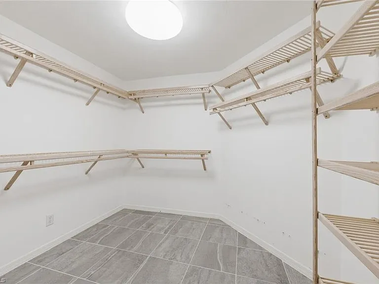 5356 Sycamore Dr — Photo 16
