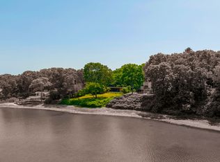 52 Oyster Shores Rd, East Hampton, NY 11937