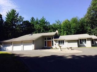 555 Carpenter Rd, Northbridge, MA 01534