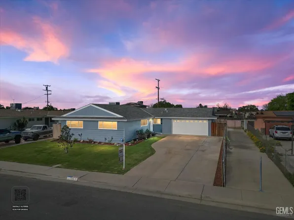 729 Salem St, Delano, CA 93215