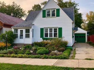 45 E 22nd St, Holland, MI 49423