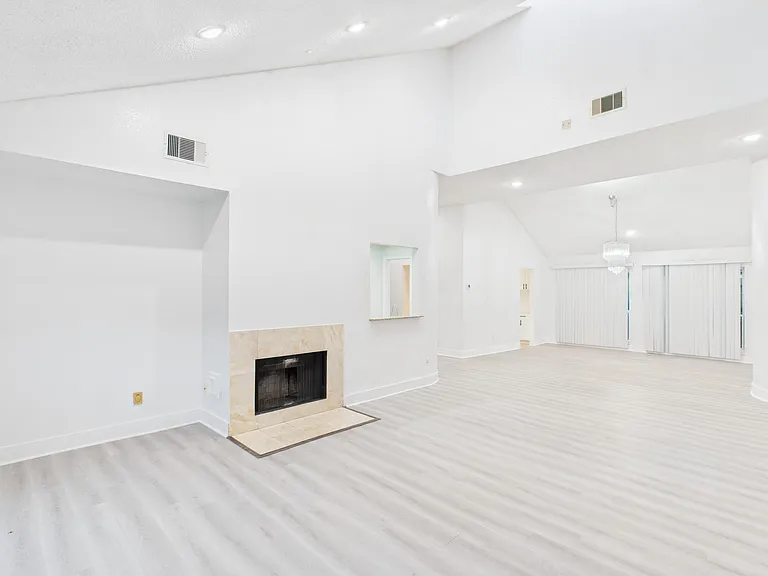 7610 Hopewell Ln — Photo 14