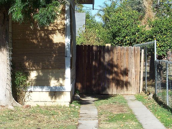 RV/Boat Parking too!