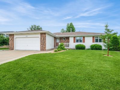 1595 17th Ave, Marion, IA, 52302
