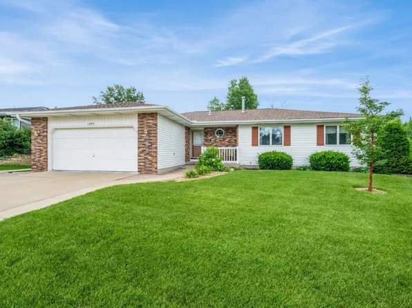 1595 17th Ave, Marion, IA 52302