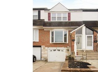 10911 Modena Dr, Philadelphia, PA 19154
