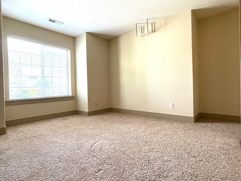 1163 SW Binford Lake Pkwy — Photo 16