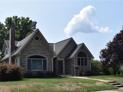 240 6th St NE, North Canton, OH, 44720