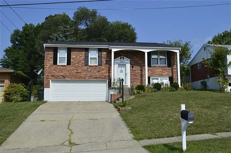 3560 Jacqueline Dr photo 1