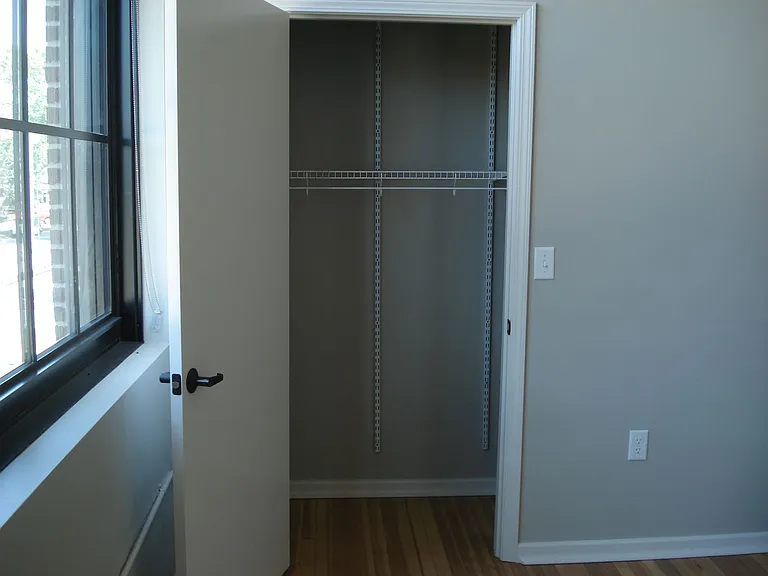 308 E Corning St — Photo 38