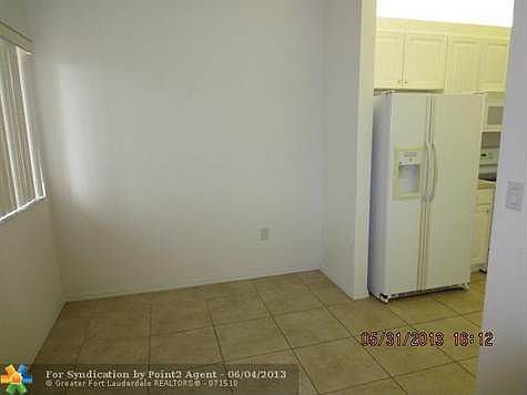 3rd image of 7715 Yardley Dr APT 405