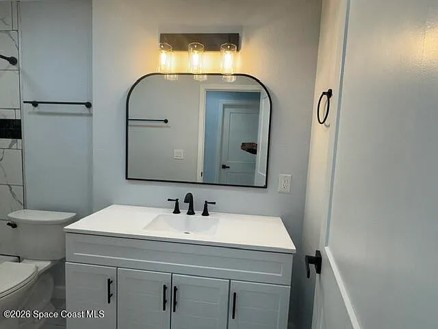 2137 Canterbury Ln — Photo 23