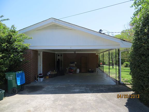 3rd image of 1094 Redwood Dr