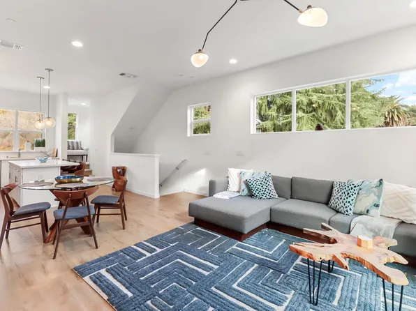 425 Outrigger Ln, West Sacramento, CA 95605