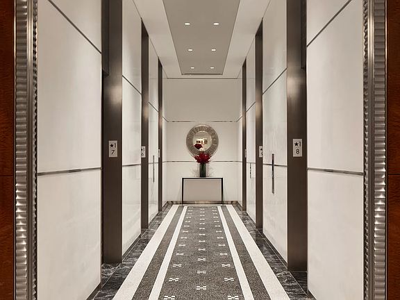 5th image of 1 Wall St #1111