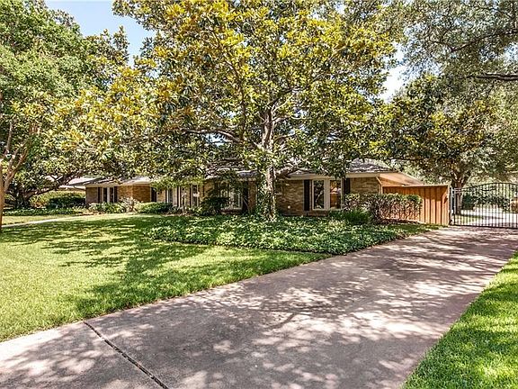 2nd image of 4316 Meadowdale Ln