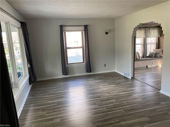 4th image of 406 May Ave