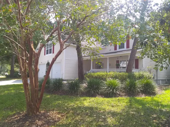 682 Majestic Oak Dr, Charleston, SC 29412