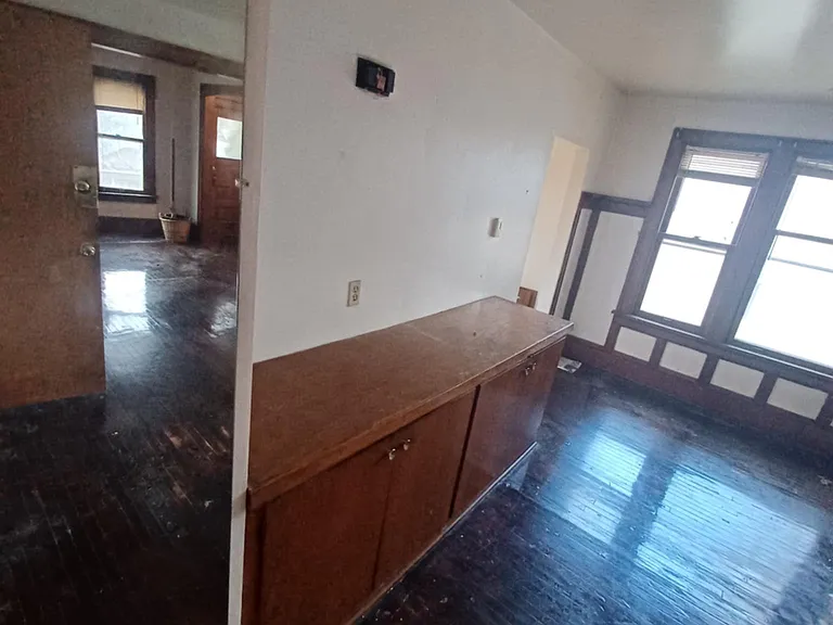 1110 E Hamilton St #201 — Photo 10