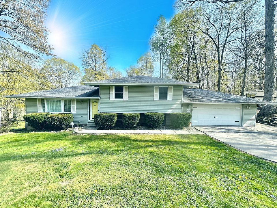 1st image of 524 Deer Trail Dr