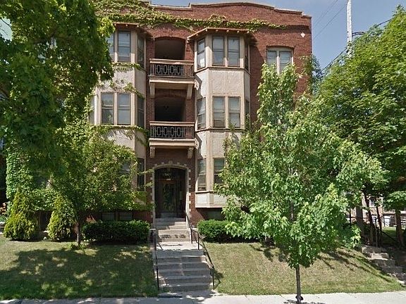 5th image of 2320 E Bradford Ave APT 2