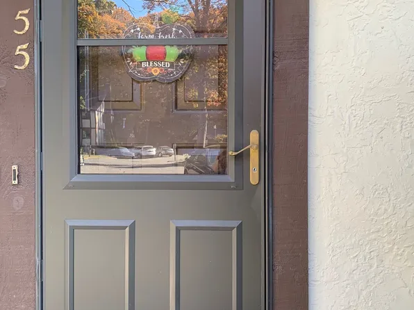 455 Swanson Crescent #455, Milford, CT 06461