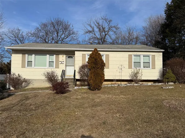 27 Crescent Drive, Beacon, NY 12508