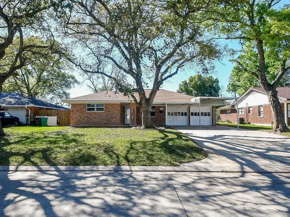 1202 Dwinnell St, Baytown, TX 77520